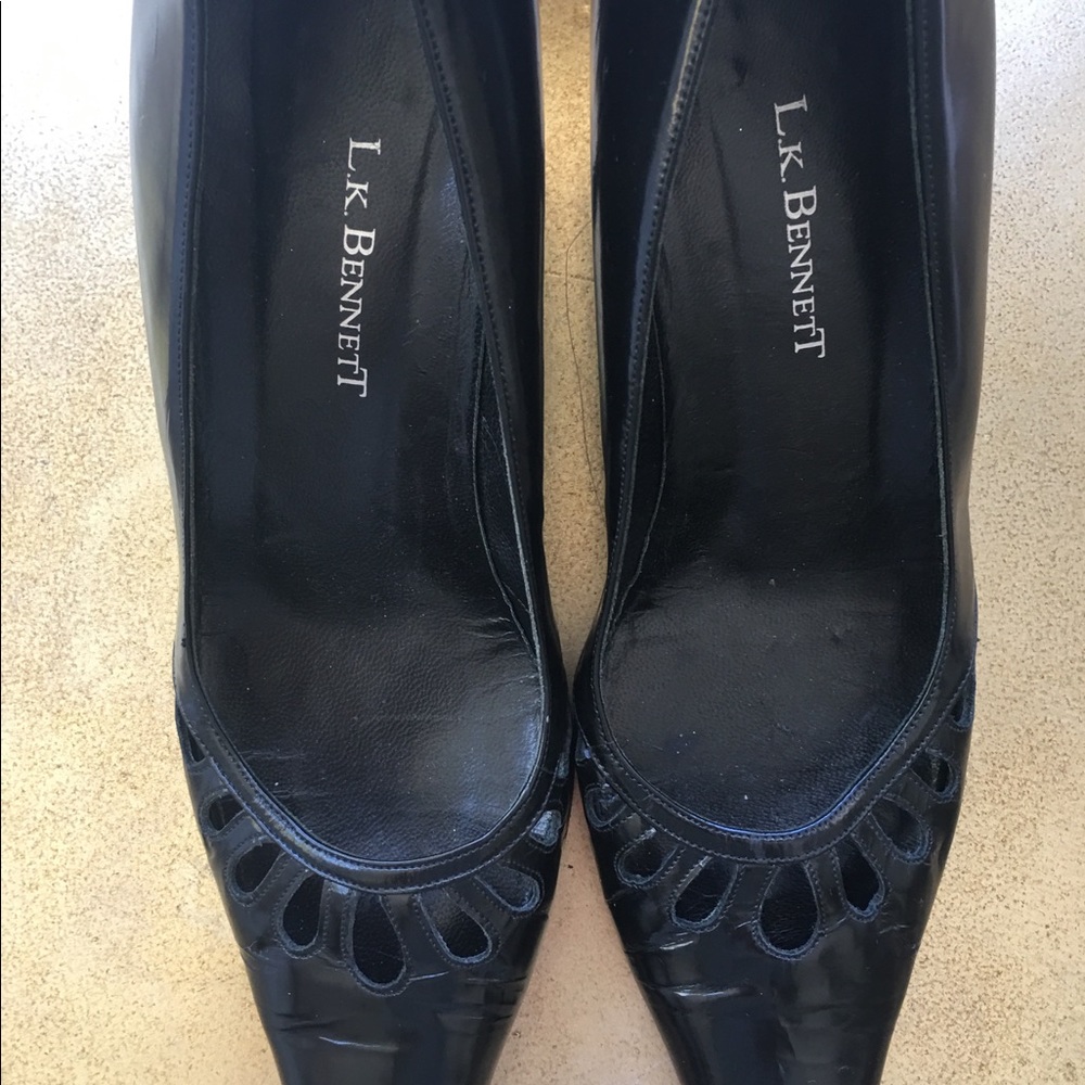 Shoes - Picture 2 of 7